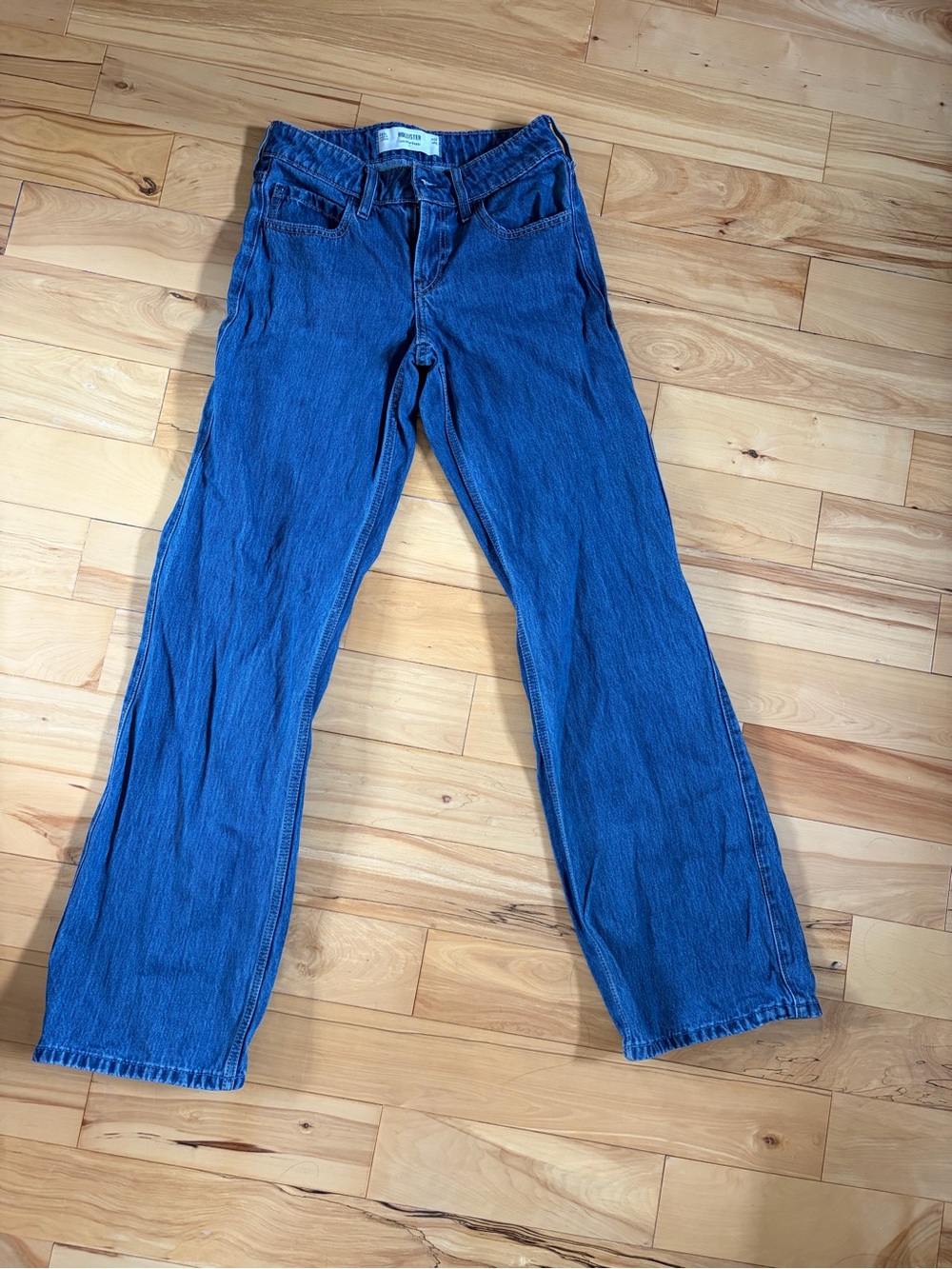 Hollister Women’s Relaxed Blue Denim Jeans